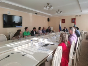 В Правительстве Самарской области состоялась презентация инвестиционных проектов по созданию модульных некапитальных средств размещения