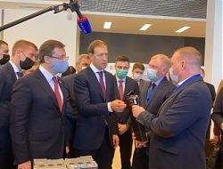 Стенд «АКОМ» посетили глава Минпромторга России и Губернатор Самарской области